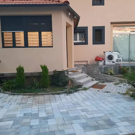 Confortable A Proche Centre 16 M² + Terrasse Annemasse