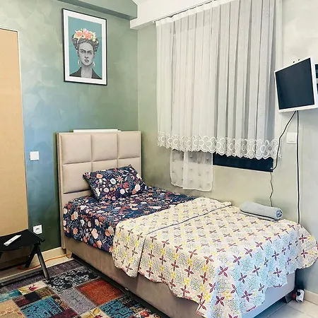 Confortable A Proche Centre 16 M² + Terrasse *
